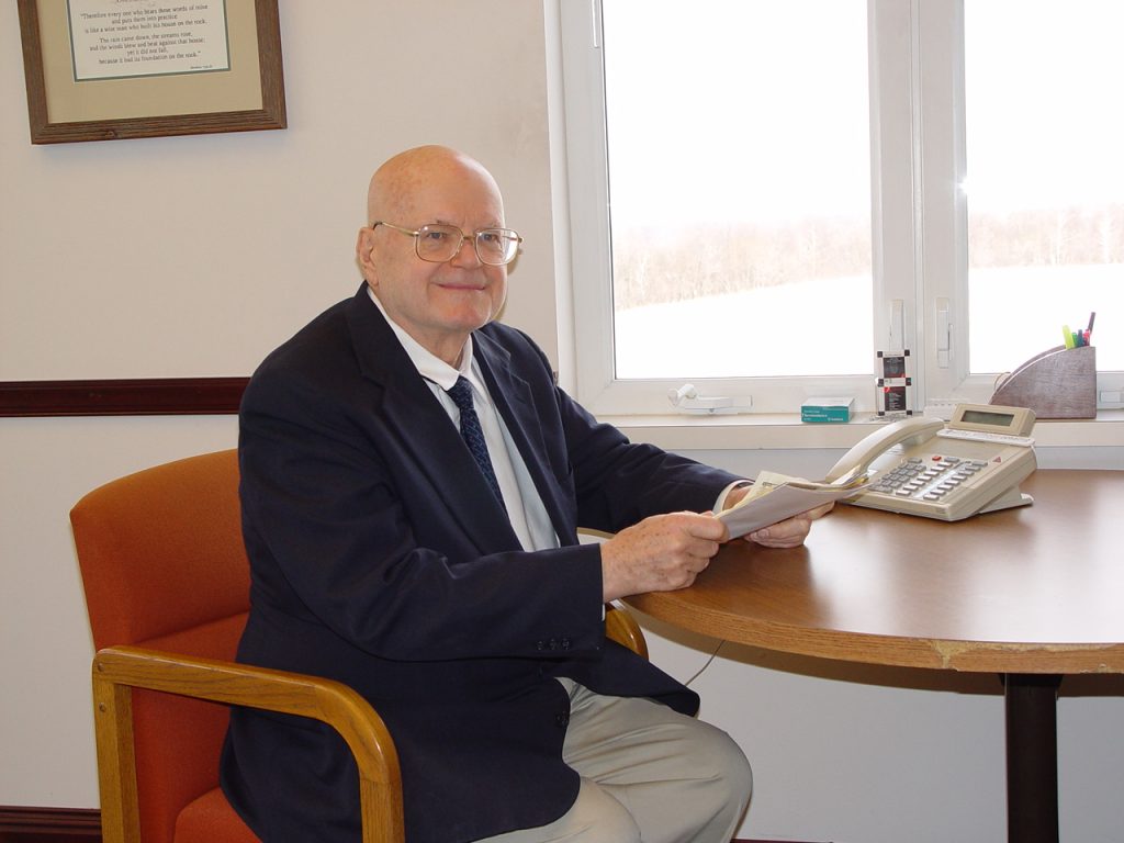 Robert Whitaker Sr.